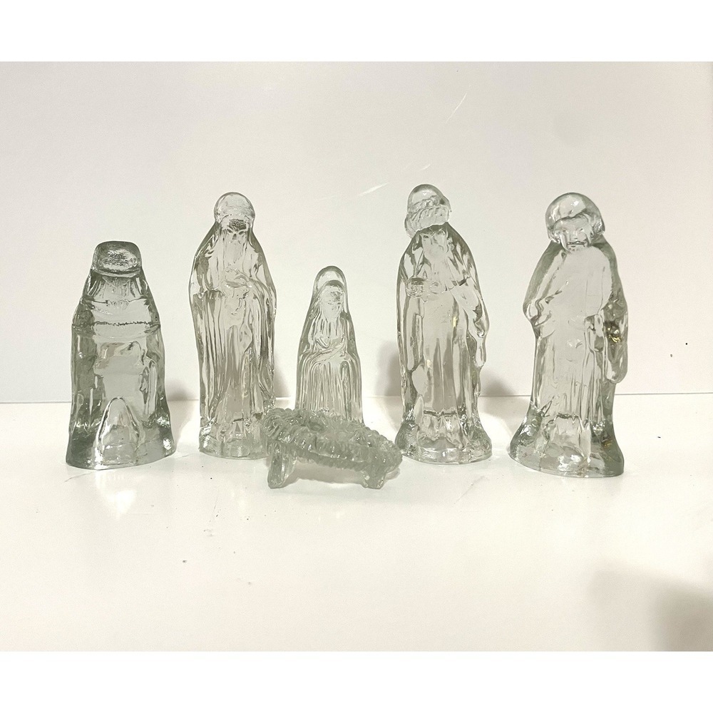 Holiday Traditions Nativity‎ Christmas 7 Pc Glass Figurine Set Box